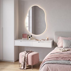 Tocador flotante, escritorio de maquillaje blanco montado en la pared, consola minimalista con cajones ocultos, muebles modernos para dormitorio.