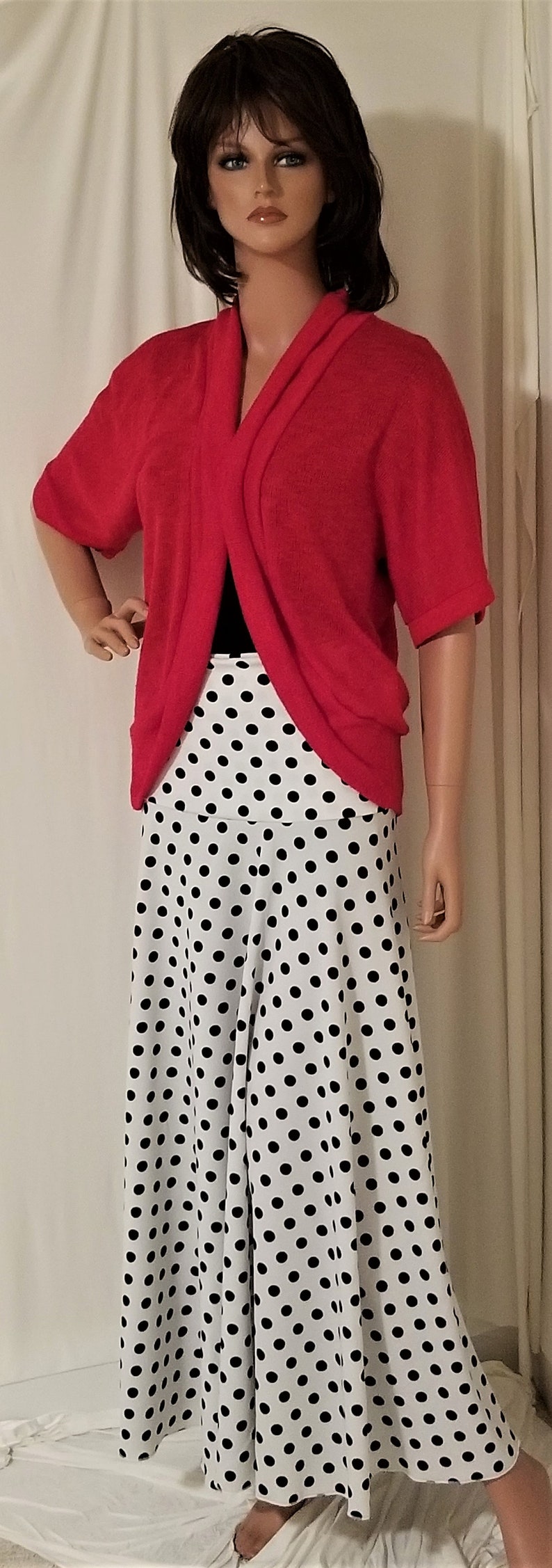 travel or leisure 38 ML Ladies/' retro black polka dots on white POLYESTER Stretch Double Knit Jersey Maxi skirt for missionary