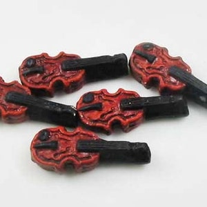 4 Tiny Violin Beads - CB336