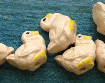 4 Tiny Goose Beads - CB429