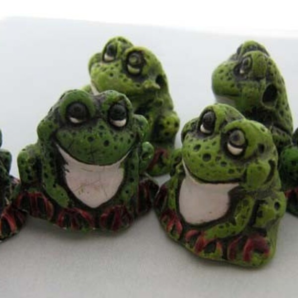 10 Large Green Frog Beads - Ceramic, peruvian, reptile, animal - LG20