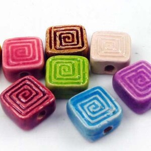 20 Tiny square beads | Etsy