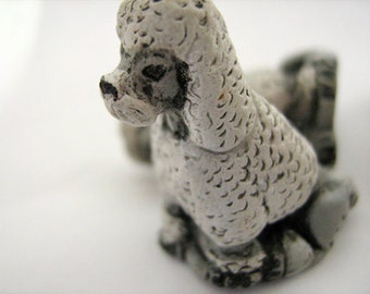 4 Large Sitting Poodle Beads - grey and white - LG284