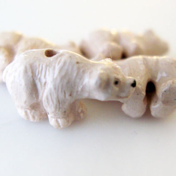 20 Tiny Polar Bear Beads - CB795