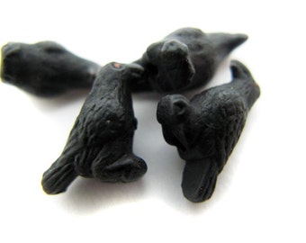 10 Tiny Raven Beads - CB220
