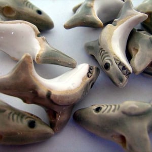 10 Large Shark Beads - LG40