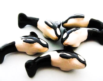 4 Large Orca Beads - LG37