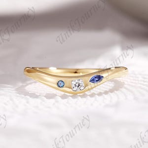 Cornflower Sapphire Curved Wedding Band Solid Gold Alexandrite Stacking Matching Wedding Ring for Her Minimalist Handmade Rings for Women