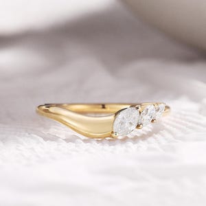 Minimalist Marquise Moissanite Curved Wedding Band Solid Gold Stacking Matching Wavy Wedding Ring Wave Rings for Her Personalized Jewelry