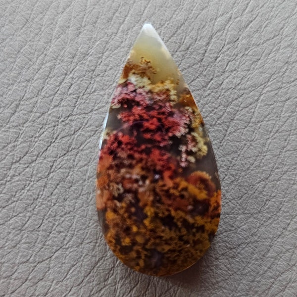 Plume agate teardrop with red and caramel mineral formations for jewelry making, natural stone focal stone