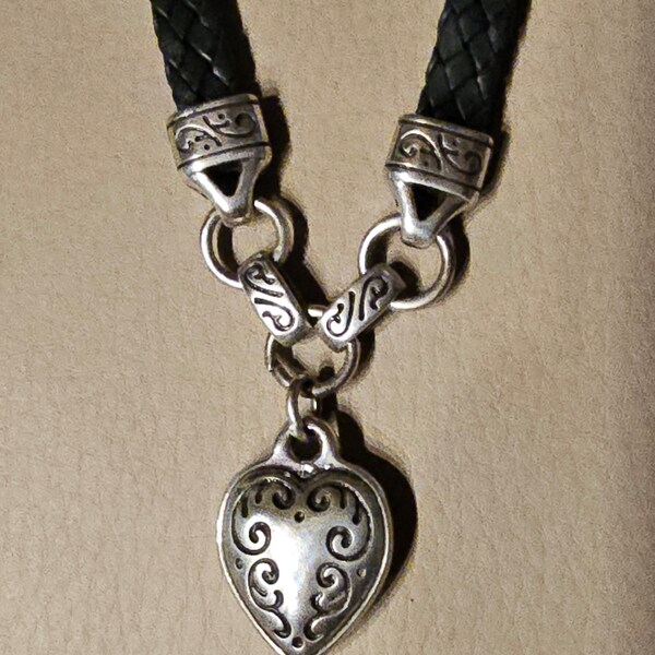 VINTAGE Brighton heart necklace on black leather