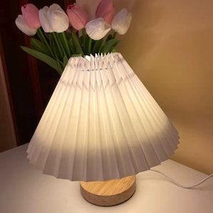 Nordic Pleated Foldable Table Lamp – Artistic Ambient Light for Bedroom & Bedside