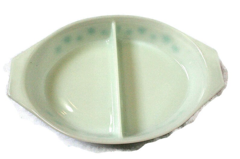 Vintage Pyrex Covered Serving Dish Snowflake Divided Casserole One and One Half Quart Collectible Pyrex Turquoise Kitchen