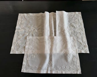 Linen Place Mats and Runner, Antique Hand Embroidered Appliqué Floral Cottage French Style