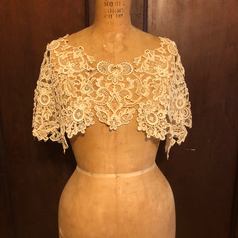 Antique Point de Venise Lace Capelet, Ivory Bridal Collar, Schiffli Floral Motifs image 1