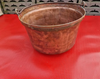 Antique Hand-Hammered Copper Cauldron with Iron Handle – Rustic Fireplace Cauldron – Traditional Late 19th/Early 20th Century Pot
