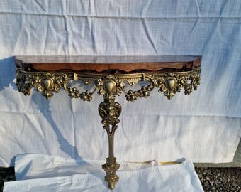 Antique gilded bronze shelf with cherub – Late 19th century barrel wood – Removable decorative console table