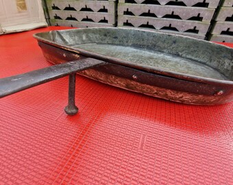 Antique Copper Fireplace Pan – Rustic Saucepan with Long Handle – Italian Peasant Kitchen – Late 19th/Early 20th Century