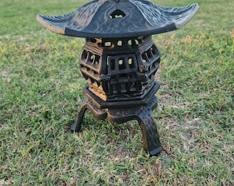 Jupiter's Beard, Vintage Cast Iron Japanese Pagoda Lantern, Garden Candle Holder, Oriental Decor