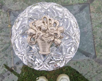 RCR 24% PbO crystal box with floral silver-plated metal lid