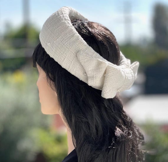 Ladies Ivory Halo Crown Hat With Bow, Women's Ivory Pillbox Hat, Princess Kate Hat, Ladies Open Back Halo Hat with Pearls and Bow.