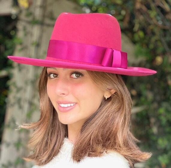 Women's Pink Fuchsia Formal Felt Hat Cheltenham Races Hat Wedding Guest Hat P Treacy style Pink Wide Brim Wool Felt Hat Church Hat Millinery