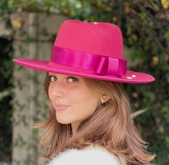 Women's Pink Fuchsia Formal Felt Hat Cheltenham Races Hat Wedding Guest Hat P Treacy style Pink Wide Brim Wool Felt Hat Church Hat Millinery