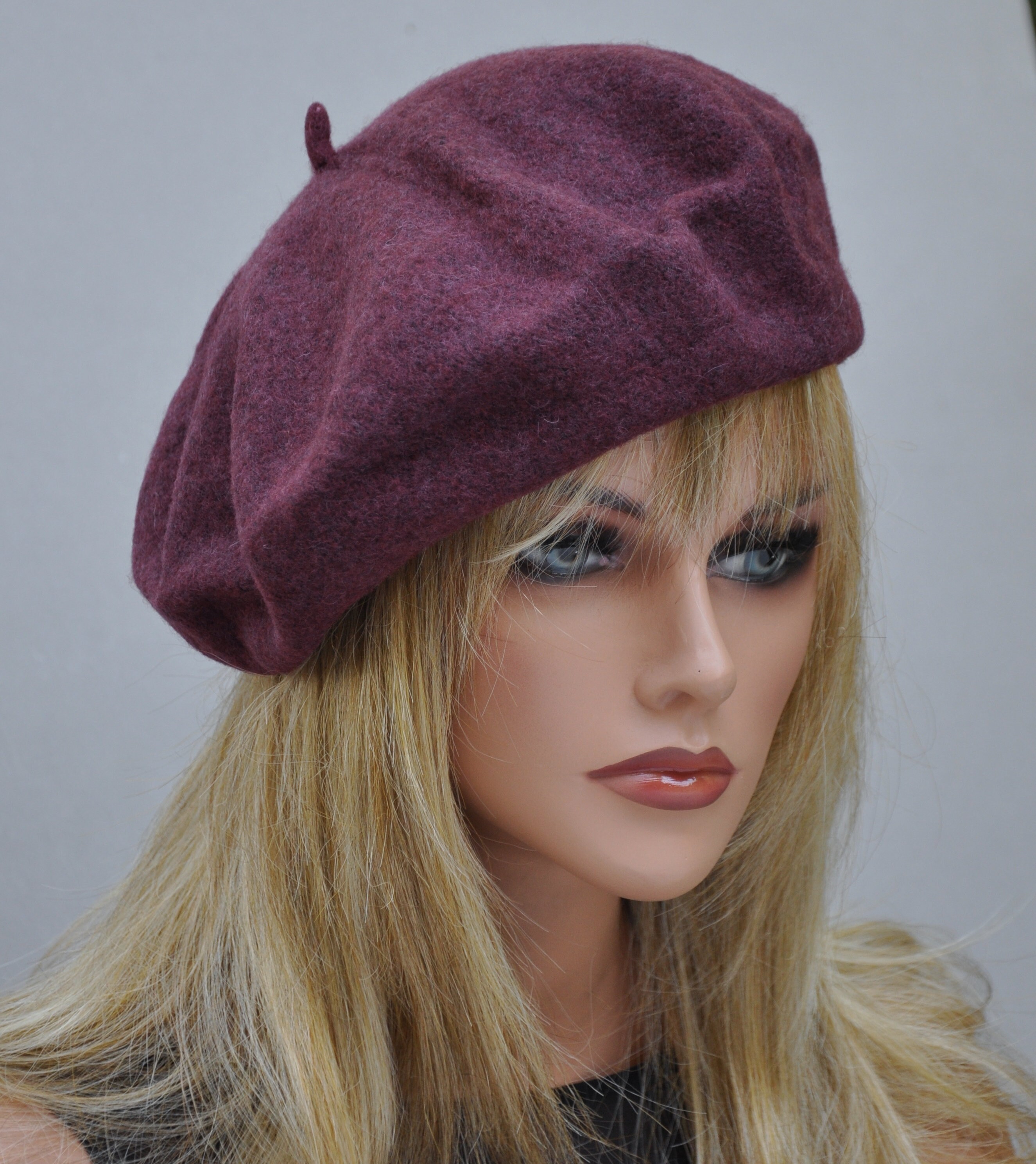 ladies burgundy hat
