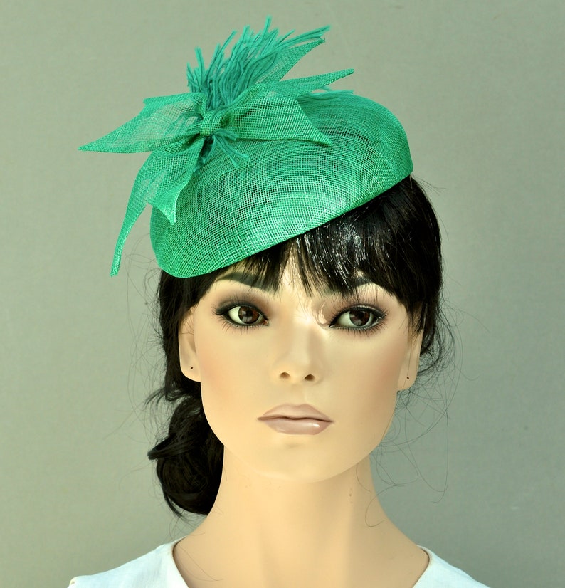 Green Cocktail Hat Emerald Green Pillbox Hat Kate Middleton Hat Duchess Hat Wedding Hat Ladies Formal Summer Hat Women/'s Fascinator Hat