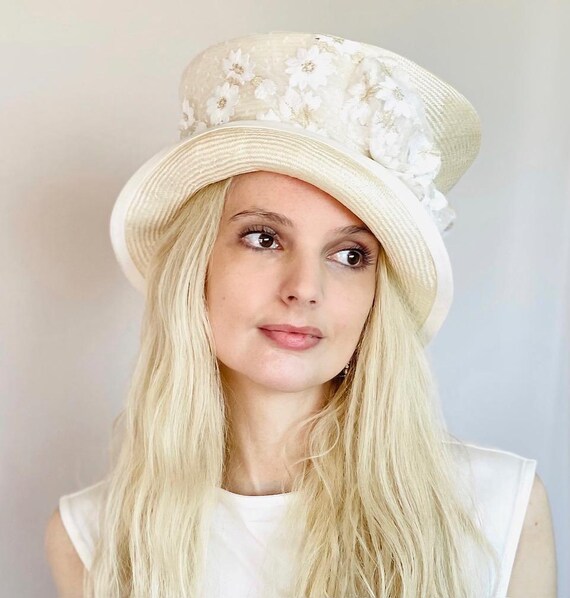 Wedding Hat Cream Mad Hatter Top Hat Women's Formal Straw Hat Church hat, Women'sSummer Hat Tea Party Hat Wedding Guest Hat Garden Party Hat