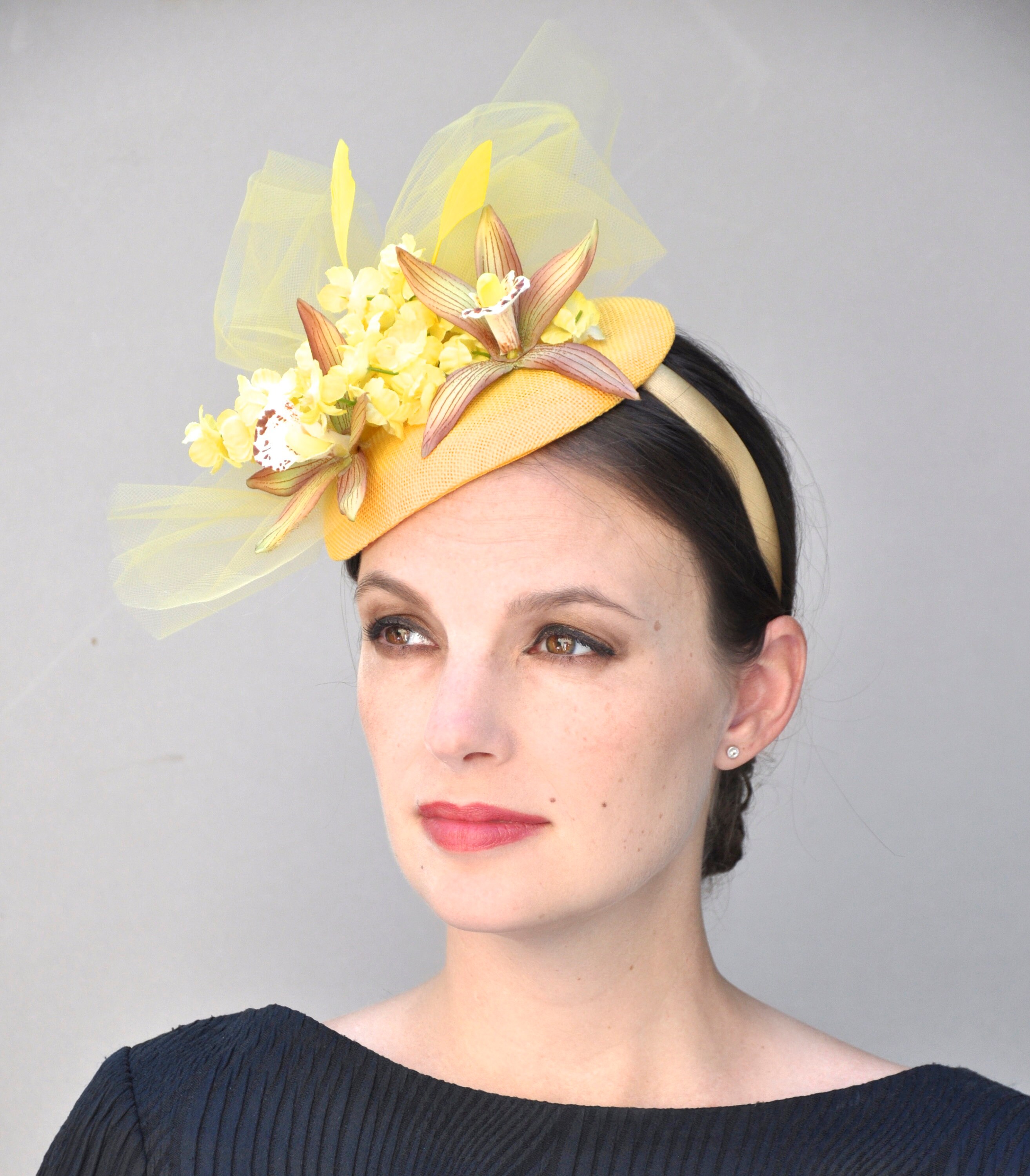 Kentucky Derby hat, Fascinator Hat, Wedding Fascinator, Yellow