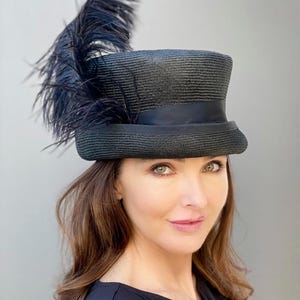 Women&#39;s Black Top Hat Mad Hatter with feathers Women&#39;s Black Steampunk Hat Feather Top Hat, Occasion Hat, Royal Ascot Hat, Victorian Top Hat