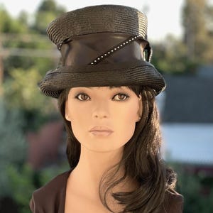 Women&#39;s Black Top Hat, Kentucky Derby Hat, Royal Ascot hat, women&#39;s Steampunk Hat, Women&#39;s Formal Black Hat, Ladies Black Evening Hat