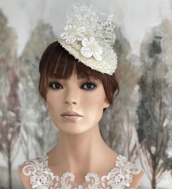 Women's Formal Wedding Hat, Ivory Beige Fascinator, Bridal Headpiece, Kate Middleton Hat, Church Hat, Beaded Pearl Cocktail Hat, Races Hat