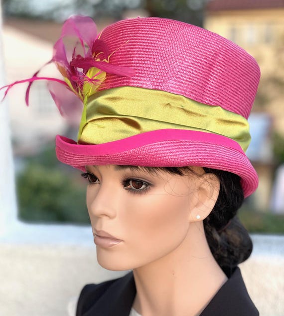 Kentucky Derby Hat, Women's Pink Orange Top Hat, Derby Hat, Royal Ascot Hat, Millinery, Formal Pink Feather Hat, Mad Hatter