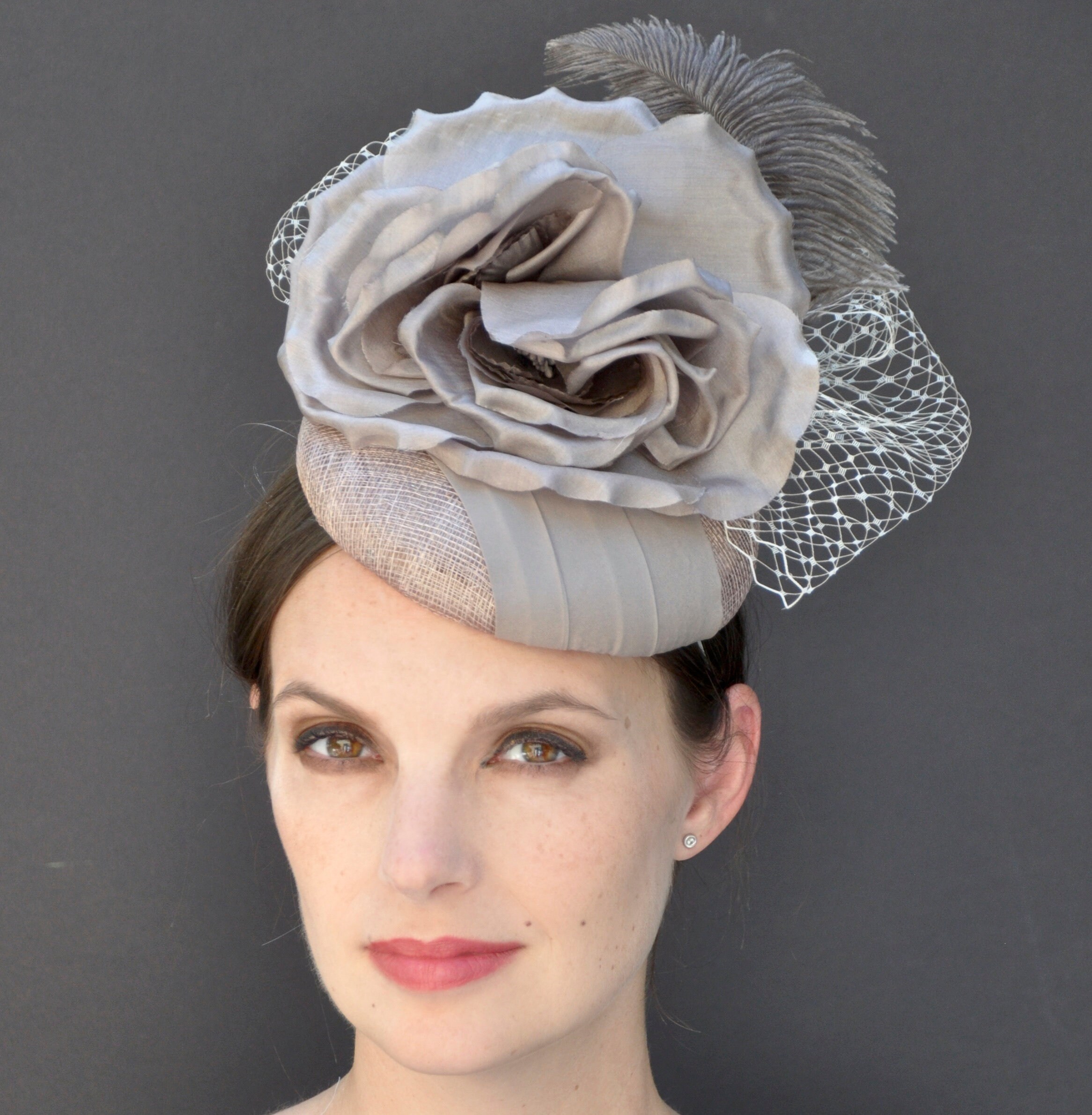 Fascinator Cocktail Hat, Taupe Gray Fascinator, Wedding Fascinator Hat