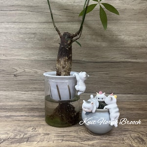 Cute Cat Flower Pot Decoration, Flower Pot Accessories, Cat Pot Hugger, Plant Pet, Peculiar, Unusual, Creative Gift, Plant Lover, Home Decor