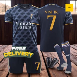 Vinícius Jr. #7 Real Madrid Jersey – Full Soccer Kit with Shorts & Socks (Kids - Adults)