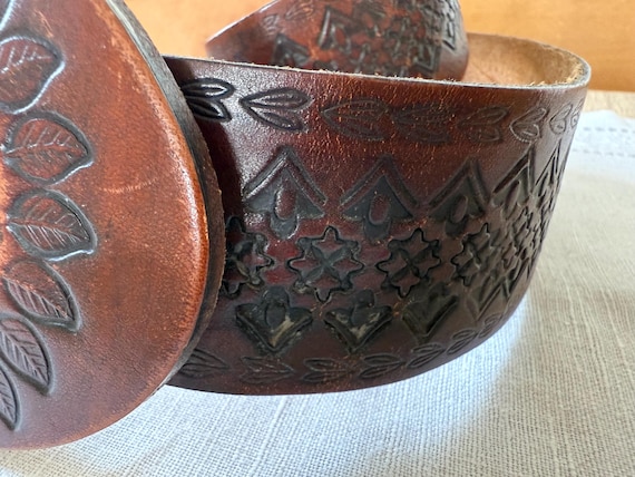 Beautiful Vintage Leather Belt With Large Buckle - Etsy display picture 1