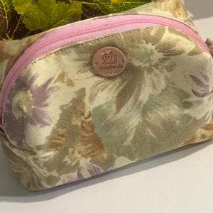 cosmetic bag