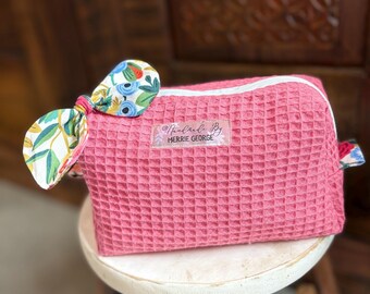 Pretty in pink waffle knit boxy bag (medium)