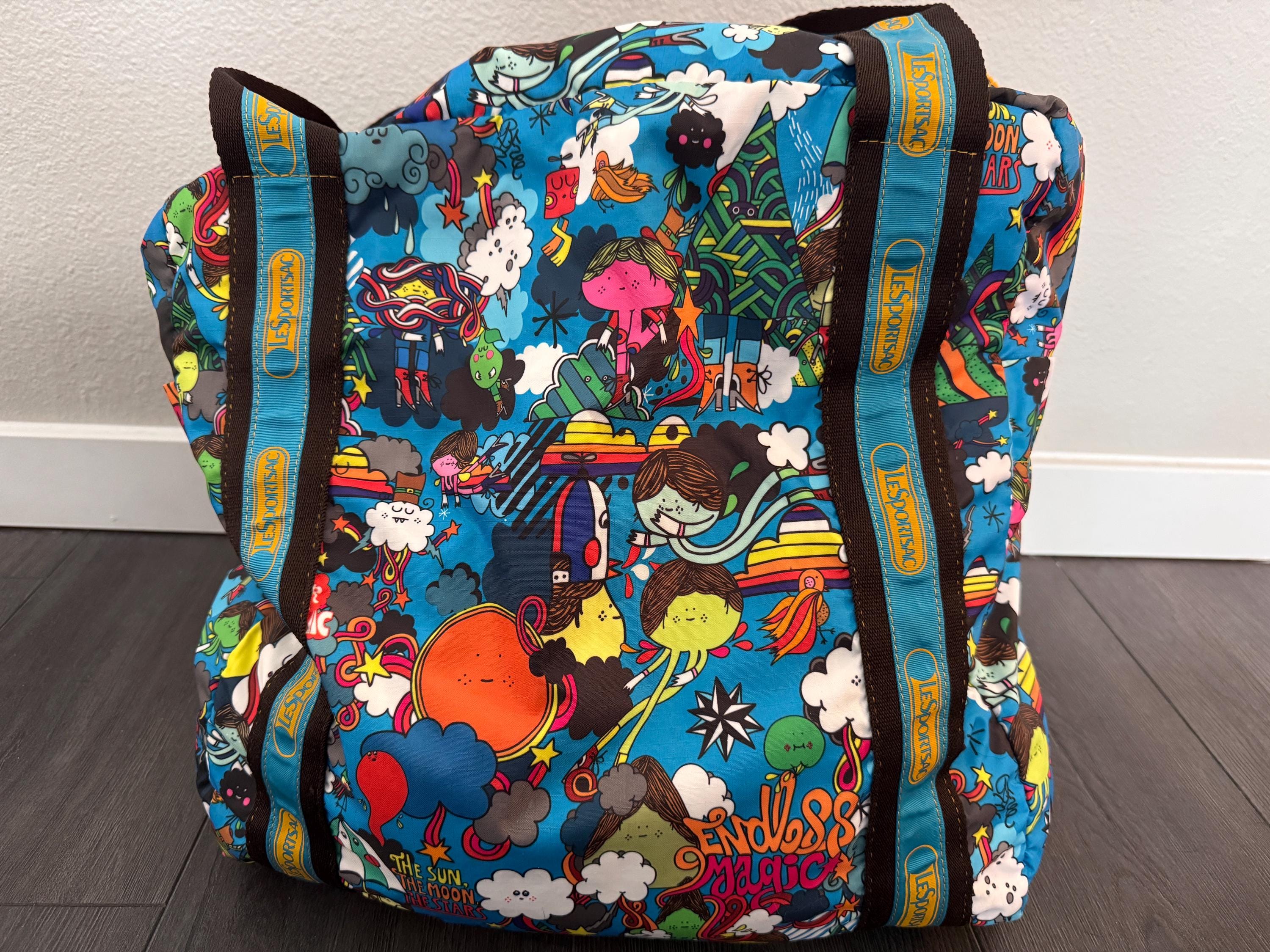 in Residence Artist Lesportsac LeSportsac - In Bag artist