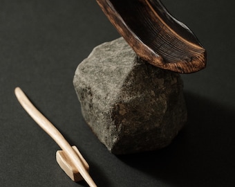 Tea scoop Oak. Chahe for tea ceremony