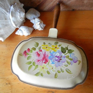 Vintage Nashco Crumb Catcher Sweeper Tole Painted Silent Butler New York Hand Painted Wooden Handle Ash holder