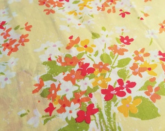 Vintage Burlington House Twin Fitted Sheet and Pillowcase 'Love Knots' Retro 1970s design Yellow Orange Green
