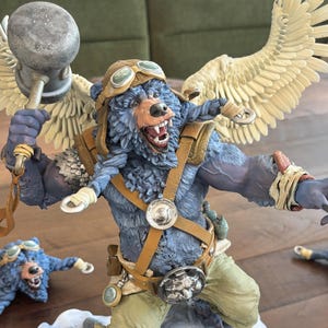 Makinoë of the WinBër -  Hand Sculpted, 3D Scanned & Detailed 3D Printed Figure