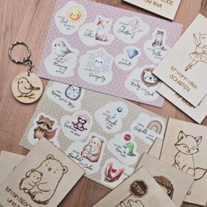 Geschenkset Affirmationen für Kinder – Affirmationskarten, Sticker und Schlüsselanhänger – personalisierbar & Montessori-inspiriert