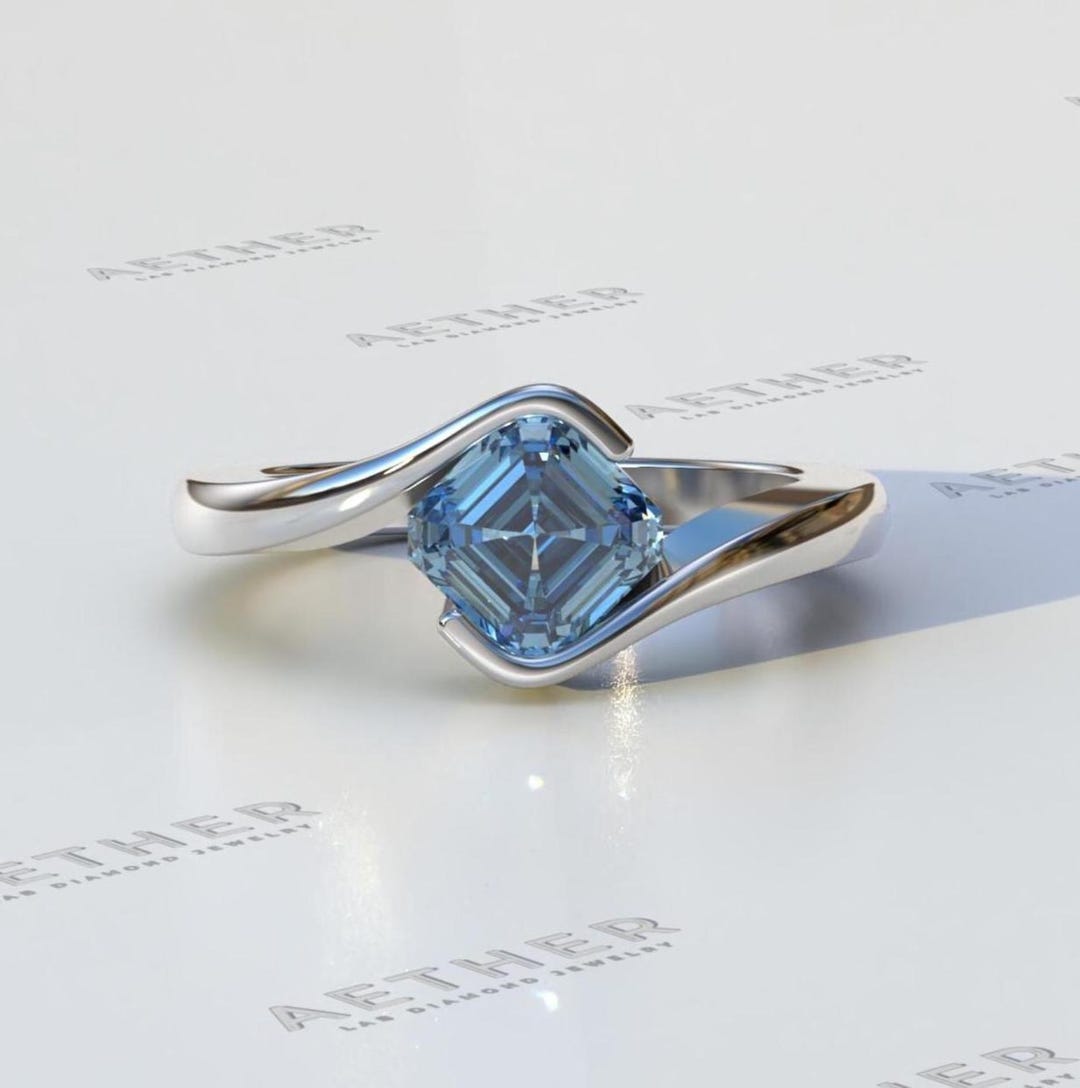 アッシャーカットファンシーブルーモアッサナイトダイヤモンドリング