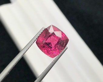 Turmalina rubelita / Piedra preciosa de corte escalonado rosa de 5,15 ct