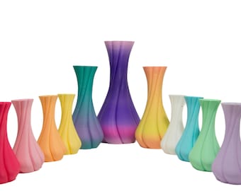 Modern Spiral twisted vase for home decor and wedding venue for dried and fresh flowers